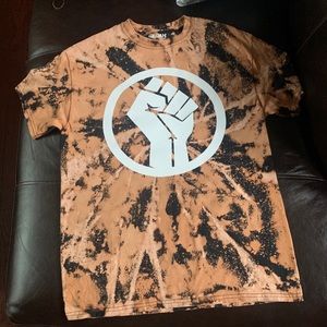 Black Lives Matter (fist logo shirt)